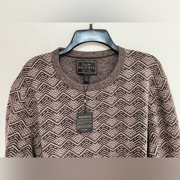 Jos A. Bank NWT Reserve Collection Lambs Wool Geometric Sweater, Brown/Tan, XL - Picture 4 of 7